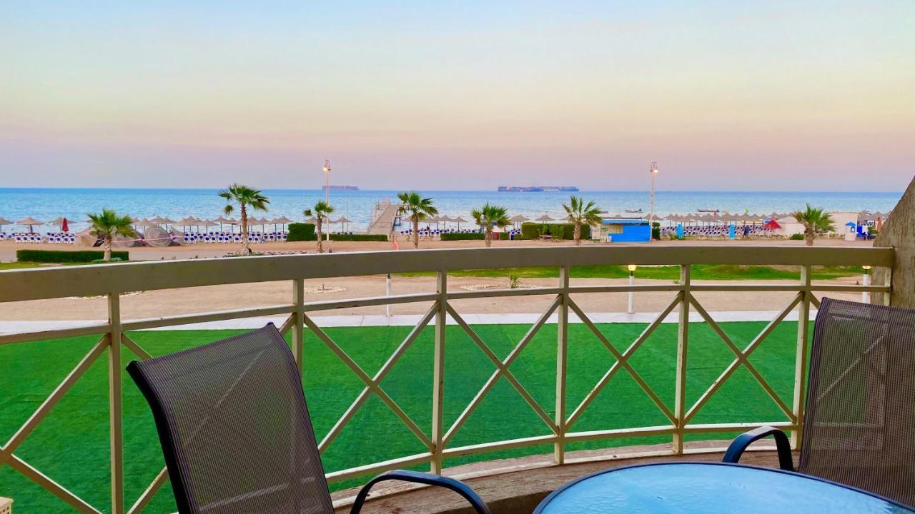 Porto South Beach Royal Sea View Families صف اول بحر مباشر Ain Sukhna Exterior foto
